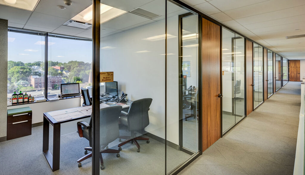 Why People Love Glass Partitions Over Traditional Options?