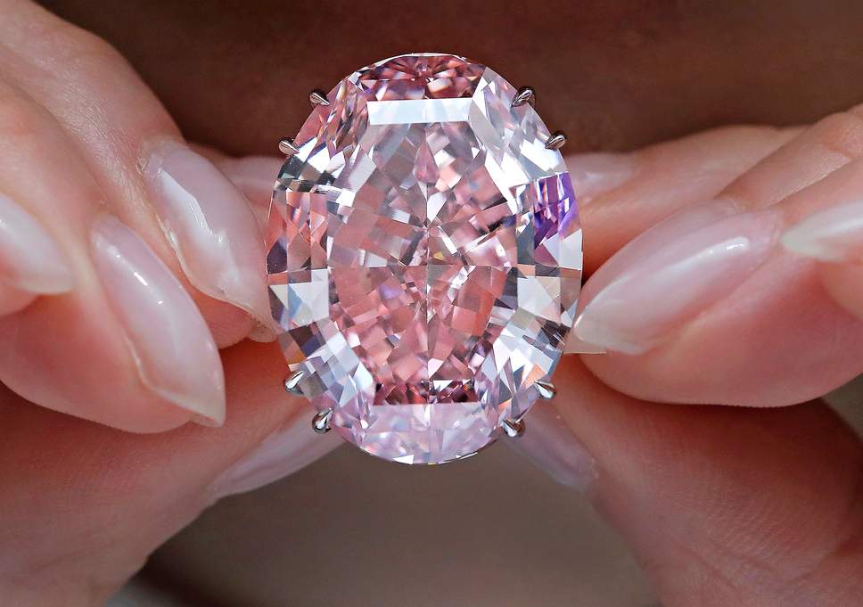 Getting a Diamond? Go Pink