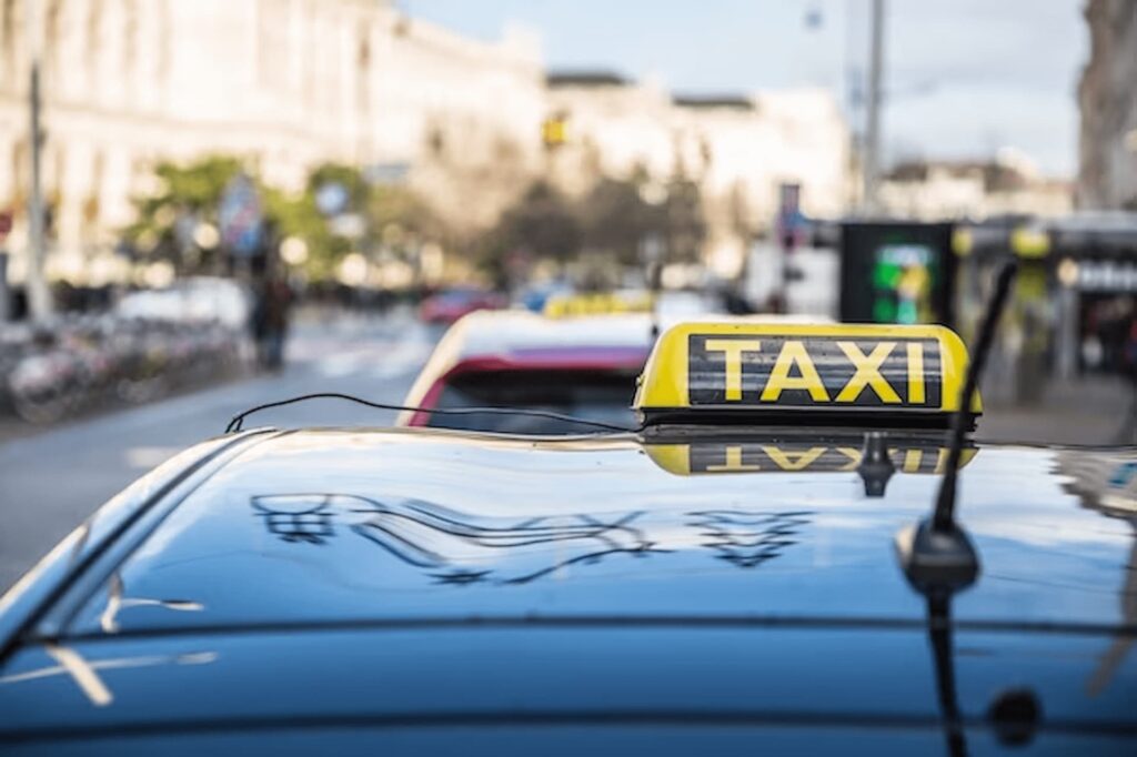 Why Taking A Taxi Is The Smart Choice For Your Next Journey